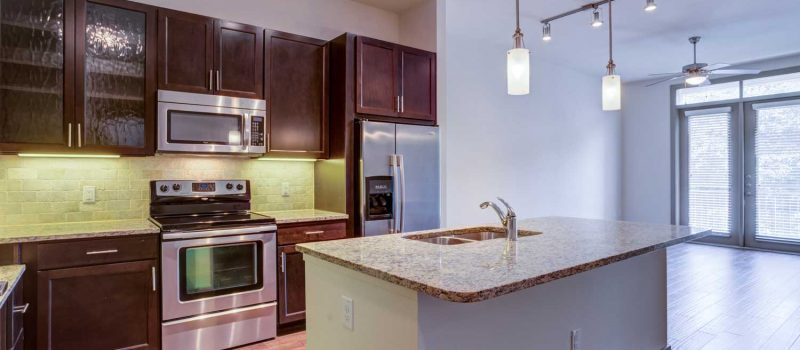 Caroline Uptown West; One Two Bedroom apartment homes in Houston Midtown Uptown Downtown Apartment Homes Pet friendly